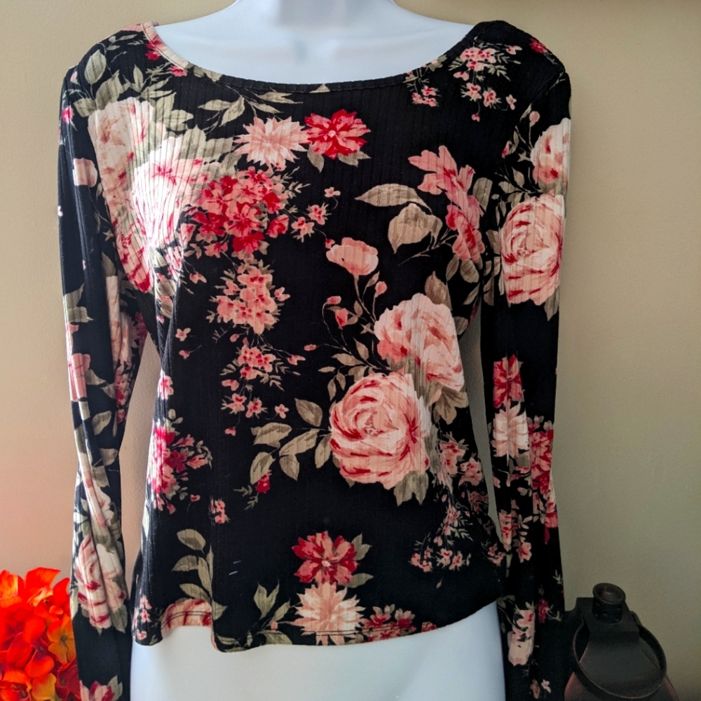 Floral top